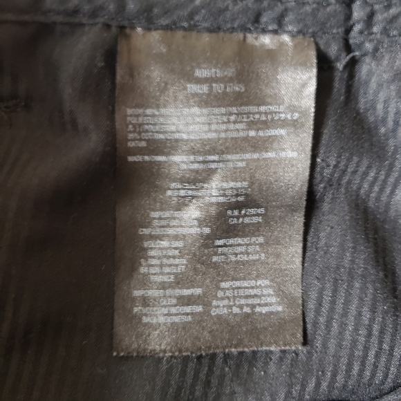 Volcom Frickin Black Chino Shorts-Size 32 - Picture 12 of 12